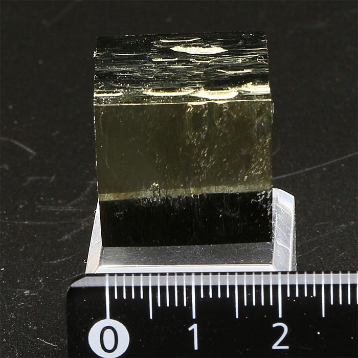 値下げ　黄鉄鉱　パイライト　原石　キューブ　パワーストーン 楽天市場】◇CUBO Huanzala◇ パイライト AAAAA 黄鉄鉱