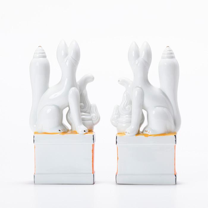 狐 8寸 神具 置物 キツネ 稲荷 (10.5cm 6cm 24cm） : 宮忠