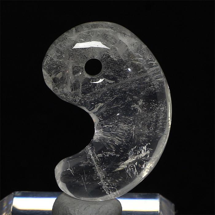 水晶 勾玉 古代勾玉 白水晶 （佐野敏幸氏作） （黒平鉱山産） No