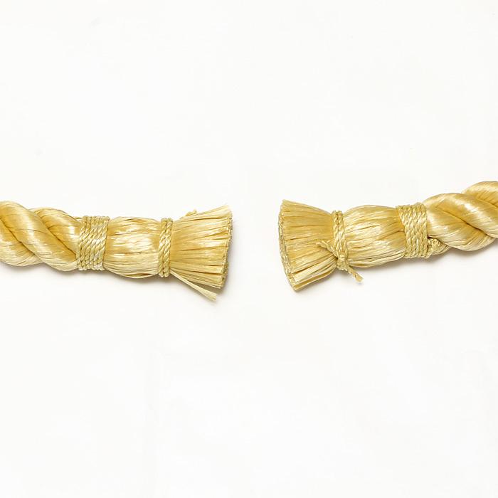 しめ縄 7尺 径8cm (幅約2.1m)