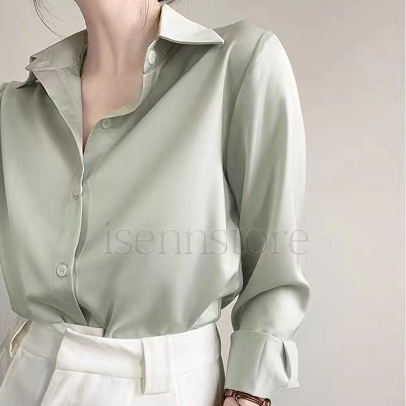 ブラウス レディース トップス シャツ S M L XL グレーグリーン ベージュグレー ベージュ 無地 サテン 光沢感 落ち感 春 秋 ラウンドネック 長袖 ショート丈 ミドル丈 体型カバー ママ マタニティ フェミニン ナチュラル カジュアル きれいめ きれカジ 大人 大人可愛い ブラウス サテン レディース Yシャツ 光沢 長袖 Vネック OL カジュアル