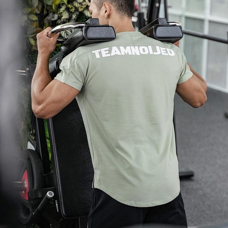 正規品　 コンプレッション　ジムTシャツ　新品未使用　日本Lサイズ Tシャツ ストレッチ 半袖 ジムウェア メンズ フィットネス