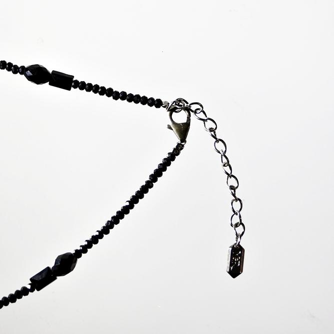 ネックレス 天然石 スピネル ブラック ハンドメイド 日本製 パワーストーン シルバー925 ビーズ 天然石 MADE IN JAPAN 送料無料の画像