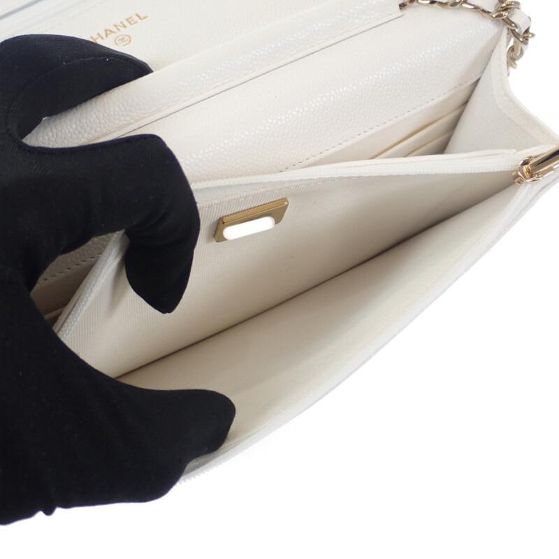 シャネル CHANEL クラシック チェーンウォレット AP0250 ショルダーバッグ キャビアスキン ホワイト ゴールド金具 レディース【中古】【Aランク】 シャネル CHANEL クラシック チェーンウォレット AP0250 ショルダー