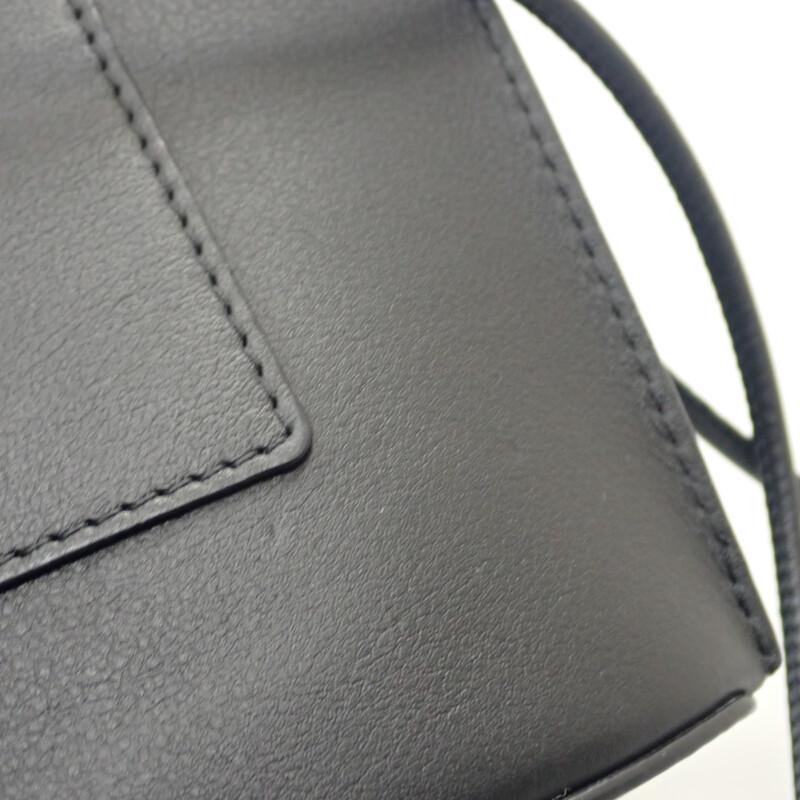 ロエベ LOEWE ペブルダイスポケット CPBPR12X01 ショルダーバッグ クラシックカーフ ブラック ゴールド金具 レディース【中古】【Aランク】の画像
