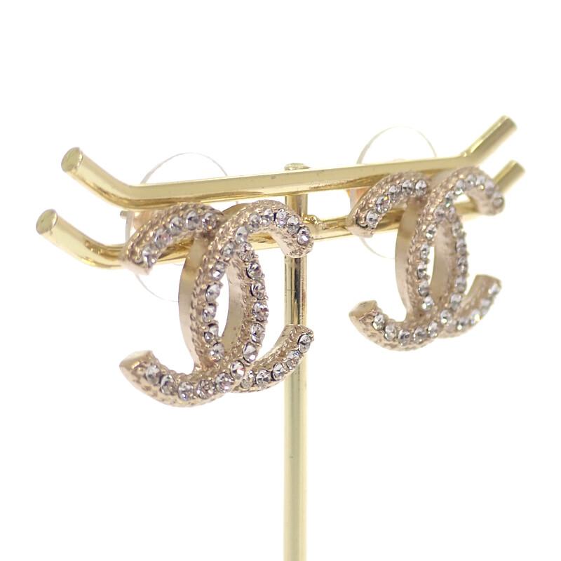 シャネル CHANEL ココマーク ピアス メタル ストラス ゴールド  箱付 ギフト レディース【中古】【Aランク】の画像