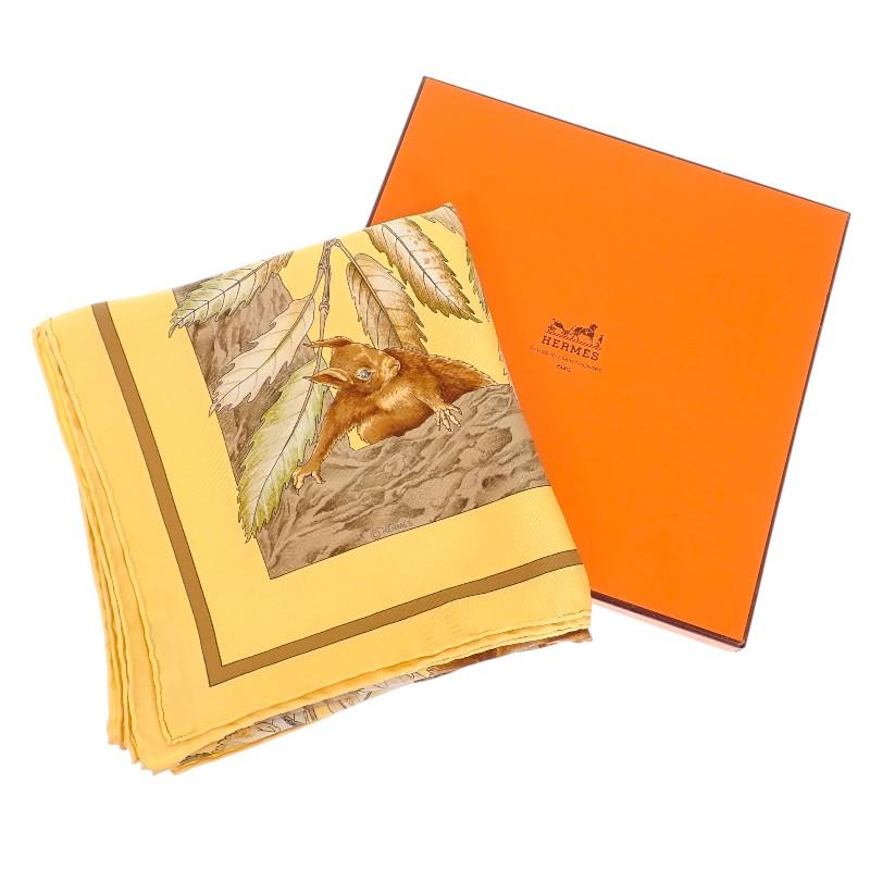HERMES（エルメス） カレ90 CASSE NOISETTE スカーフ シルク イエロー