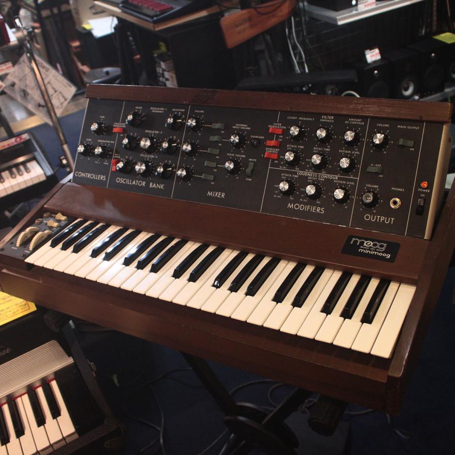 MOOG(シンセサイザー) (中古) MOOG / MINIMOOG MODEL D (渋谷 MOOG(シンセサイザー) (中古) MOOG / MINIMOOG MODEL D (渋谷