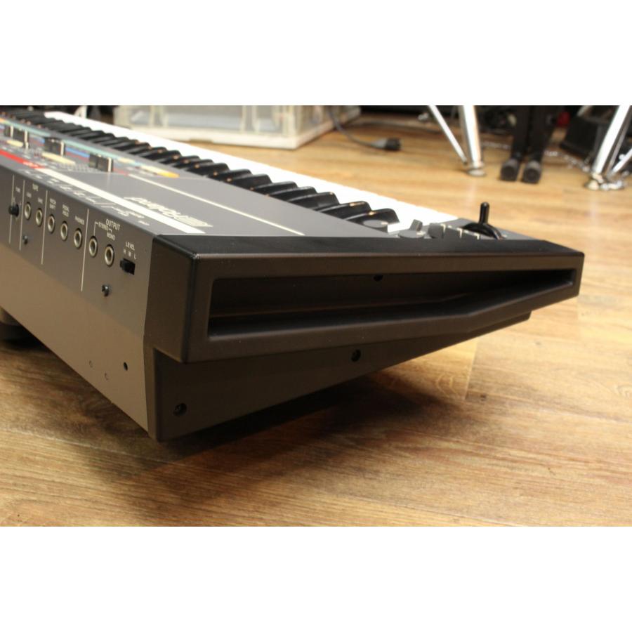 Roland JUNO-106 ヴィンテージシンセサイザー 専用ケース付き 中古) ROLAND / JUNO-106 (Vintage) (キーボードマート新宿)(新宿店