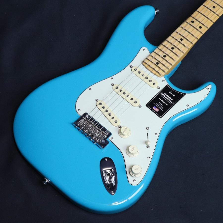 【ほぼ新品特価】Fender アメプロ II ストラト 特典付き]Fender USA / American Professional II Stratocaster