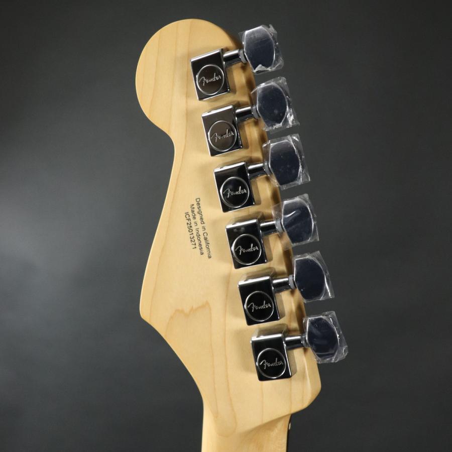 アクリル ストラト BLINK-182のトム・デロングの象徴的なシグネチャー・ストラト