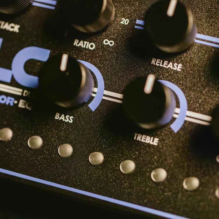 拡張コントロールとEQを加えた進化モデル) aguilar / TLC Compressor
