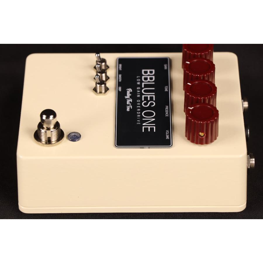セール品)Finding That Tone / BBlues One Vintage White Low Gain
