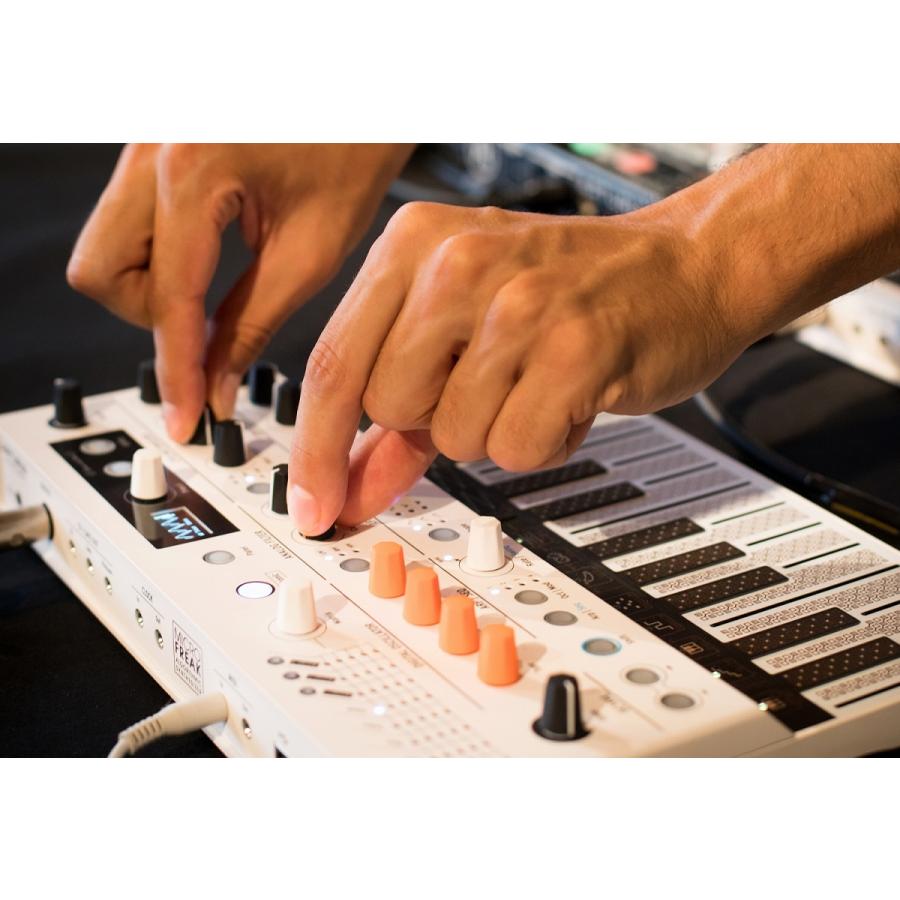 Arturia アートリア / MicroFreak Vocoder Edition(限定版