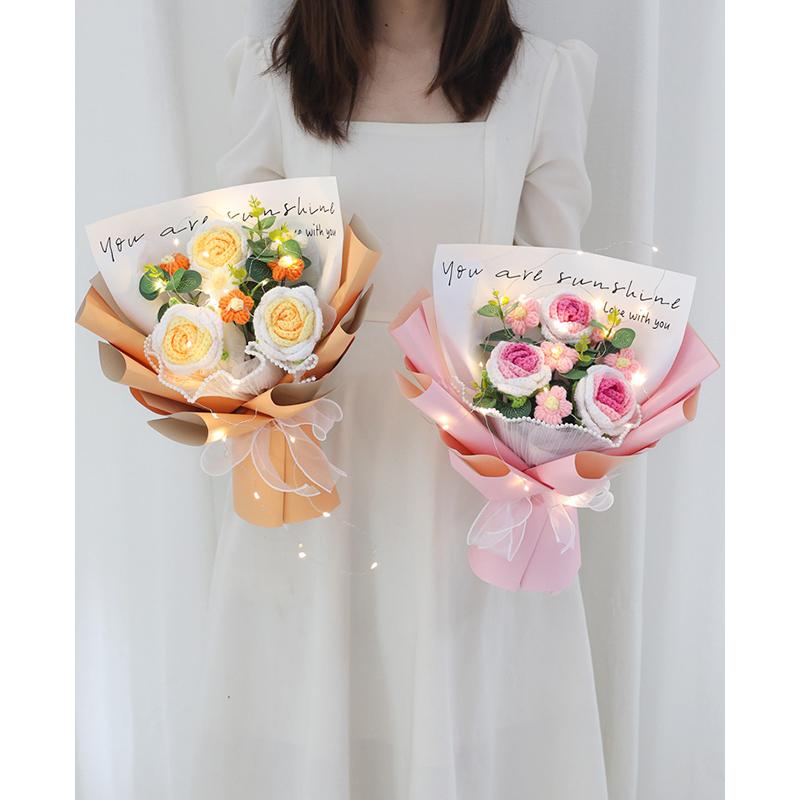 手作りバラ かぎ針編みフラワーブーケ 毛糸の花束 枯れない花 手作りバラ かぎ針編みフラワーブーケ 毛糸の花束 枯れない花