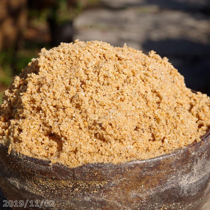 細かい砂・細粒（赤砂） 花崗岩2mm以下 18L（22-23kg）【送料無料