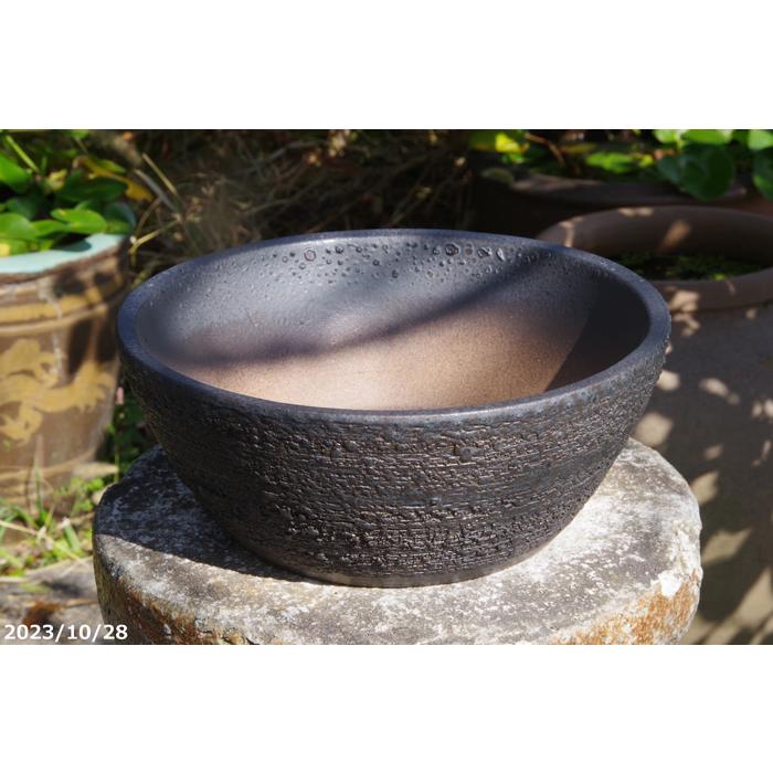 信楽焼 植木鉢 陶器 大型 黒マット 松皮 中深鉢 9号(外径27.0cm 信楽焼 植木鉢 陶器 大型 黒マット 松皮 中深鉢 9号(外径27.0cm