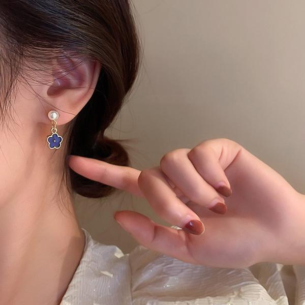 フラワーピアス 花 青 パール 揺れる レトロ ガーリー : ISHIIKISHO