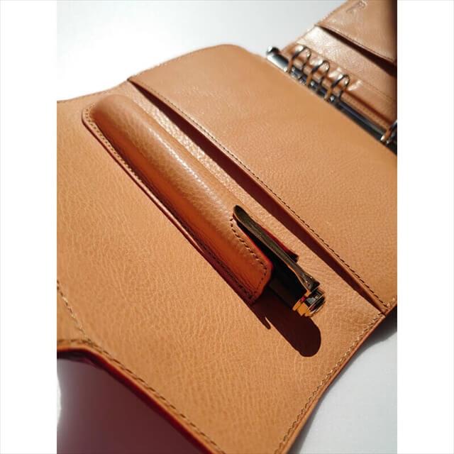 Brelio/ブレイオ　ミネルバ　バイブル　ラウンドジップ　20ミリ Brelio/ブレイオミネルババイブルラウンドジップ20ミリ