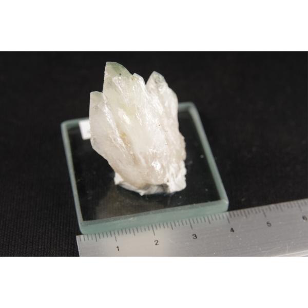 秋田県大仙市協和荒川鉱山産 緑水晶クラスター 14．6g ／cr-44