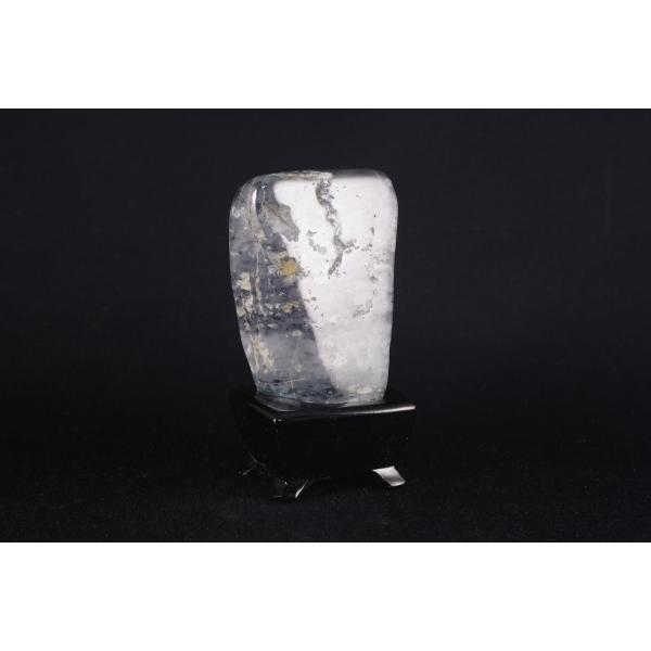 糸魚川産黒翡翠 原石磨き 190g /jad-21｜天然石専門店名取貴石