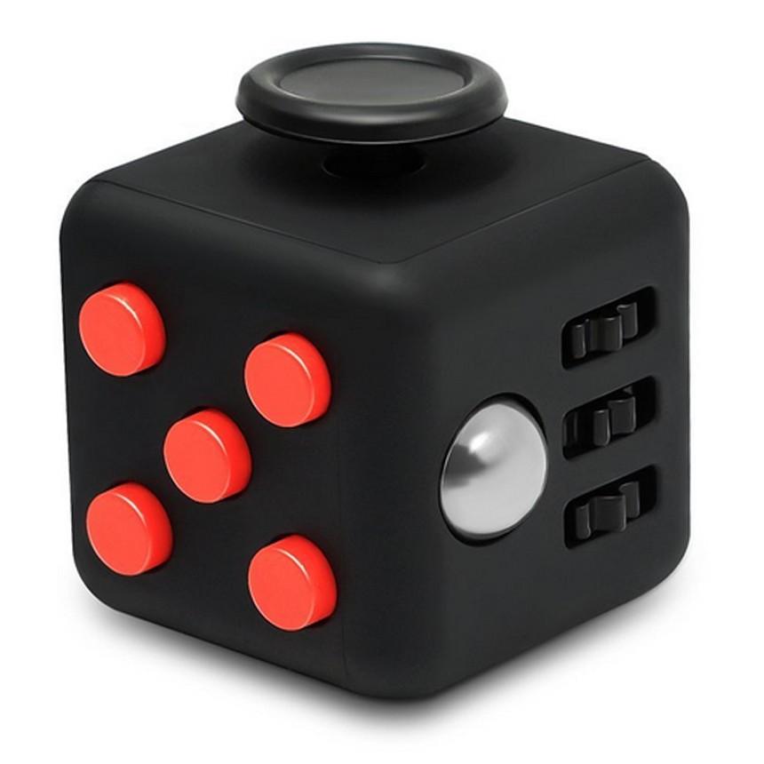 Fidget Toy ストレス発散に プッシュキューブ ひまつぶし 学校 オフィス ホビー 玩具 キーホルダー ストラップ Et V Figettoy E0705 102a Com Shot 通販 Yahoo ショッピング