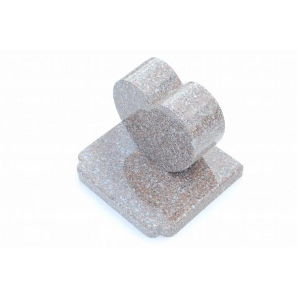 ペット用墓石(御影石)★001【ハート型】　幅25cm奥行き22cm高さ20cm　字彫あり（〜10文字まで） ペット用墓石 御影石 ハート型