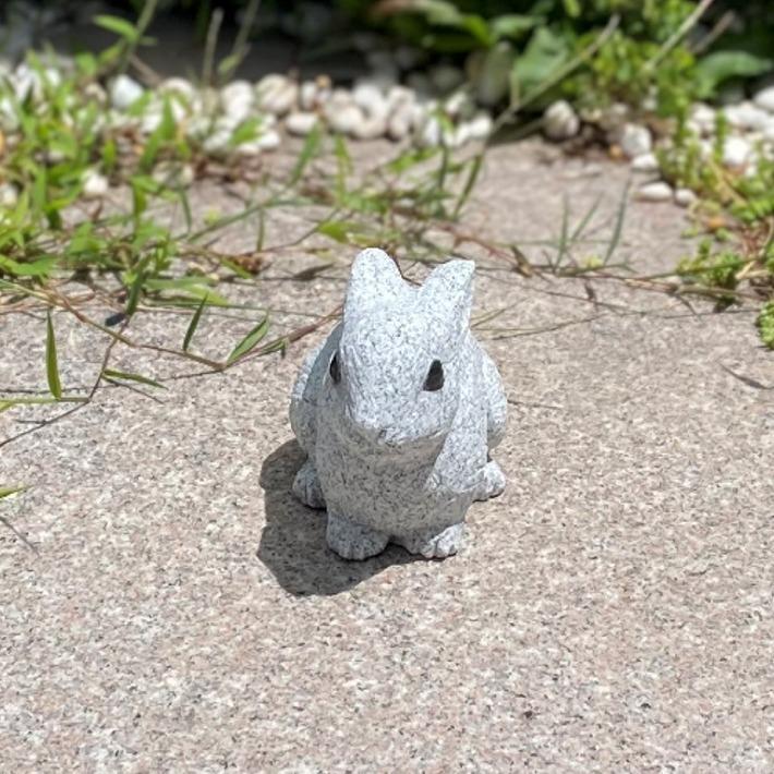 御影石 うさぎ(小) ウサギ 兎 置物 置き物 玄関 エントランス 御影石 うさぎ(小) ウサギ 兎 置物 置き物 玄関 エントランス