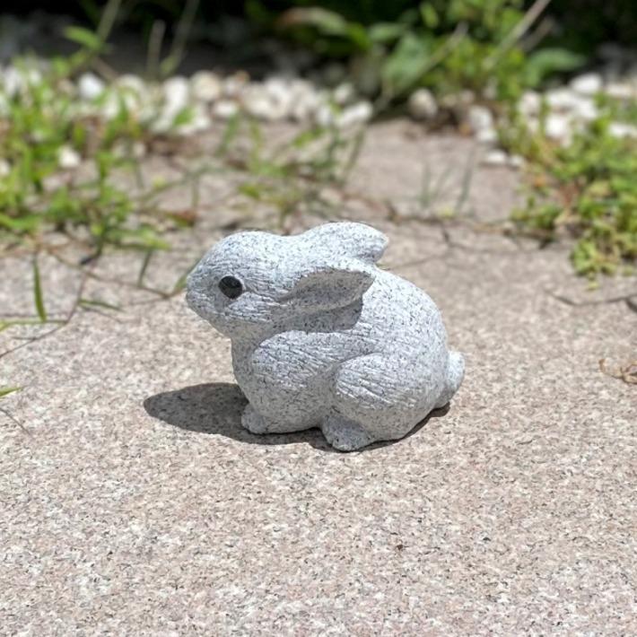 御影石 うさぎ(小) ウサギ 兎 置物 置き物 玄関 エントランス 御影石 うさぎ(小) ウサギ 兎 置物 置き物 玄関 エントランス