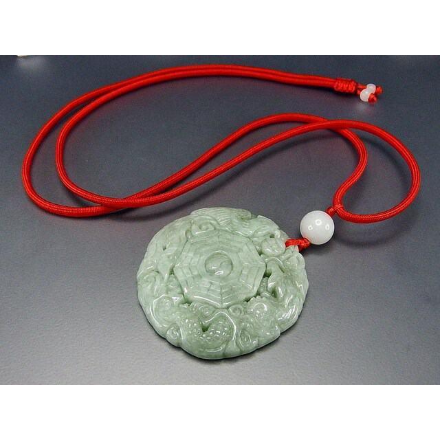 龍鳳呈祥八卦本翡翠ジェダイトペンダント天然石赤紐ネックレス開運風水