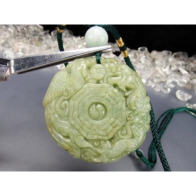 hasyashi 専用　ネクレス緑箱付き 龍鳳呈祥八卦草緑色本翡翠ジェダイトペンダント天然石紐ネックレス開運
