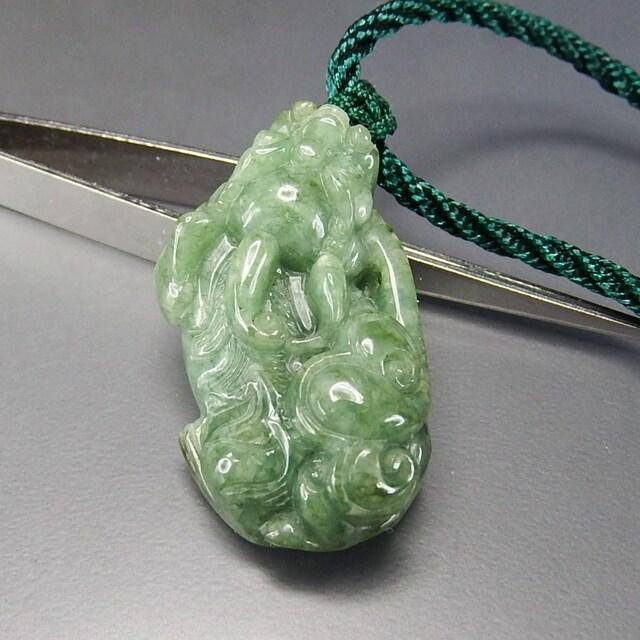 紫翡翠 紫翡翠　超希少　一点物　置物　ヒスイ　高級　骨董品　芸術品　幸運 超希少 【公式通販】 幸運 芸術品 骨董品 高級 ヒスイ 置物 一点物 置物
