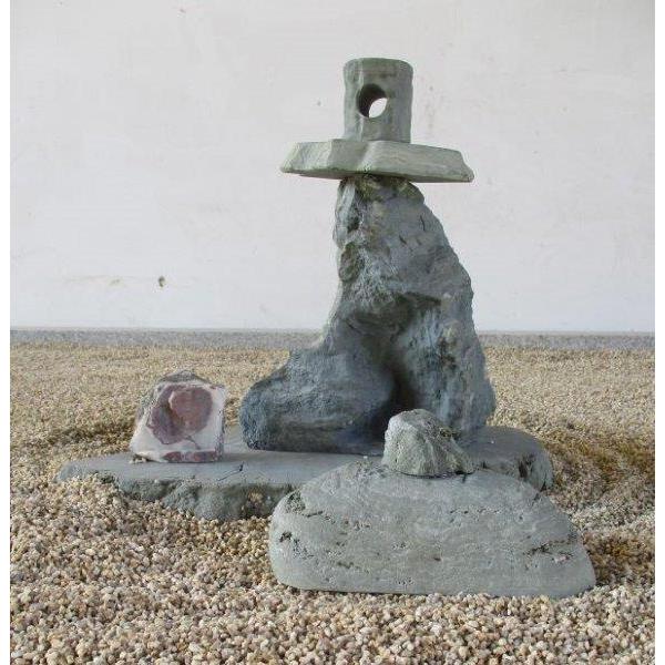 YO-4 ミニ！置き灯篭（3石組） 台石：（自然石） 庭石/飾り石/物置石