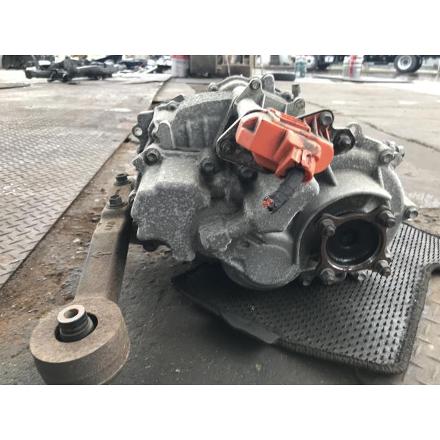 ヴェルファイア DAA-AYH30W RリジットデフASSY HV X 4WD 8人 070 G1050 