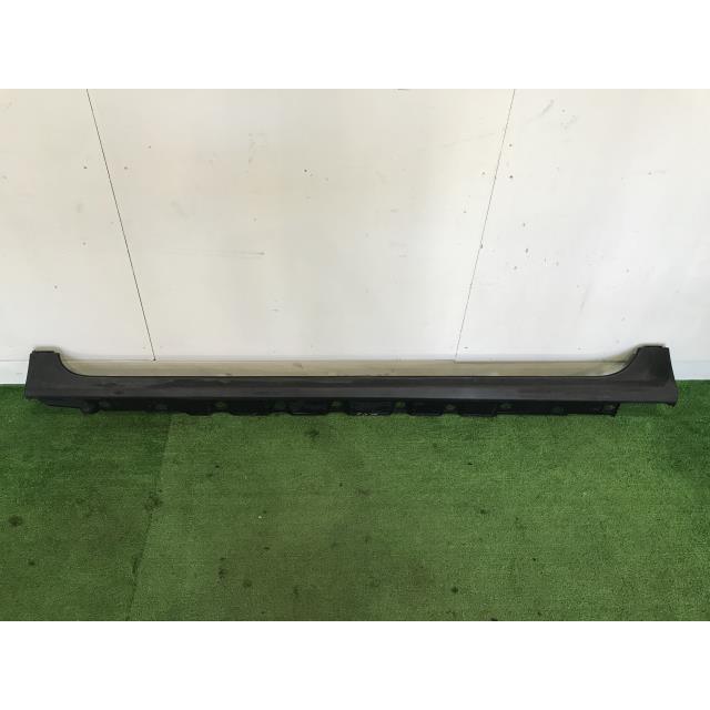 アクア DAA-NHP10H 左サイドステップ クロスオーバー 4U0 76902-52200 