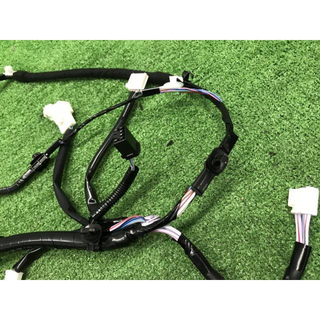 [専用]ヴェルファイア30後期 ワイヤーバックドアハーネス アクア DAA-NHP10H ワイヤーハーネス クロスオーバー 4U0 82152-52Q51