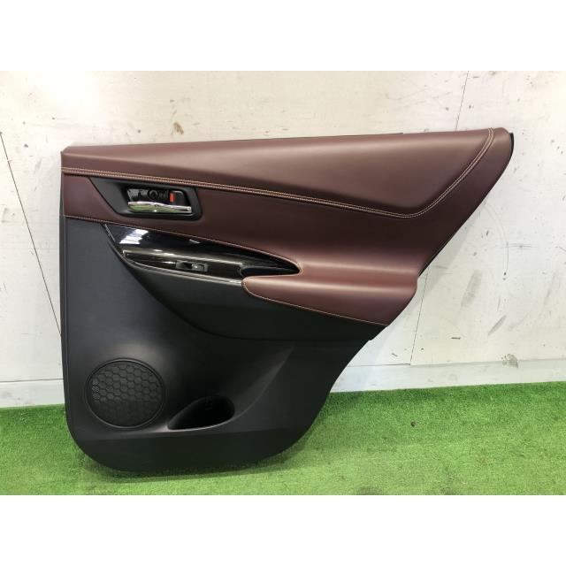 ハリアー DBA-ZSU60W 右リアドアトリム プレミアム 070 67630-48720-47