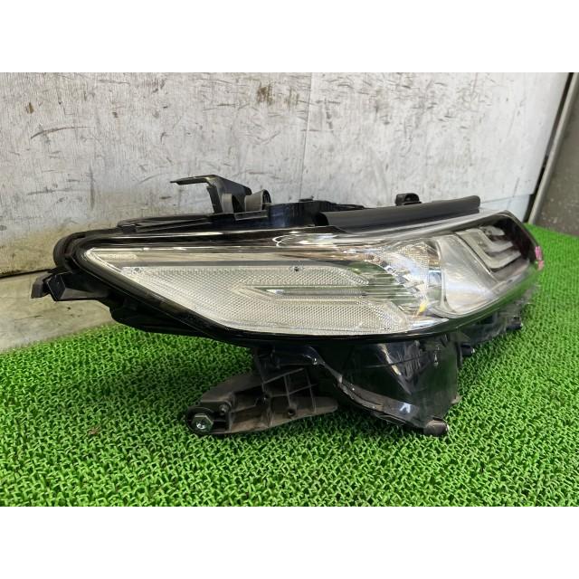 カムリ DAA-AXVH70 右ヘッドランプASSY Gレザーパッケージ 218 81145-33E70 CPU付iskwshoutenの画像
