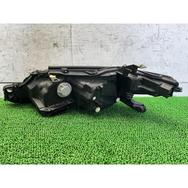 カムリ DAA-AXVH70 右ヘッドランプASSY Gレザーパッケージ 218 81145-33E70 CPU付iskwshoutenの画像