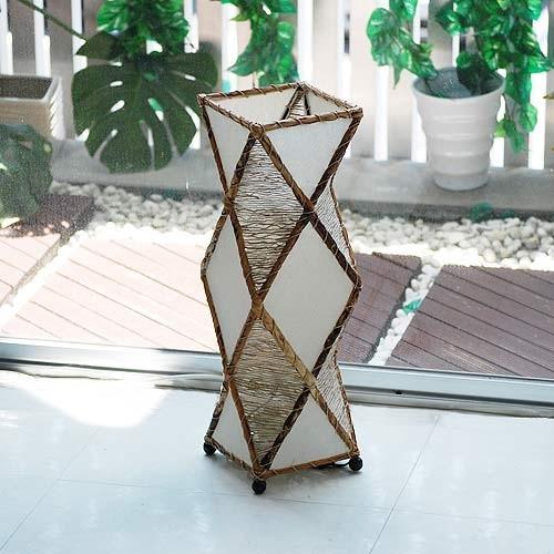 【インパクト大】ねじれライト 間接照明 和風 バリ風 スタイリッシュ おしゃれ インパクト大】ねじれライト 間接照明 和風 バリ風 スタイリッシュ