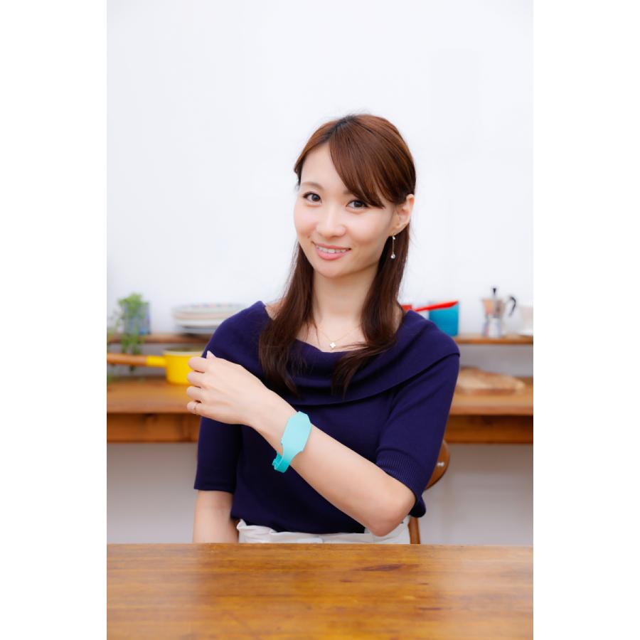 触感時計『タック・タッチ』　腕時計型　カラー：ハテルマ・マリンブルー（沖縄、波照間島のニシ浜の海の色） |  | 08