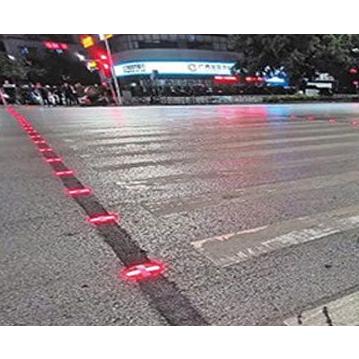 送料690円 道路鋲 ソーラー LED 2個セット 点滅 警告灯 誘導灯 送料690円 道路鋲 ソーラー LED 2個セット 点滅 警告灯 誘導灯