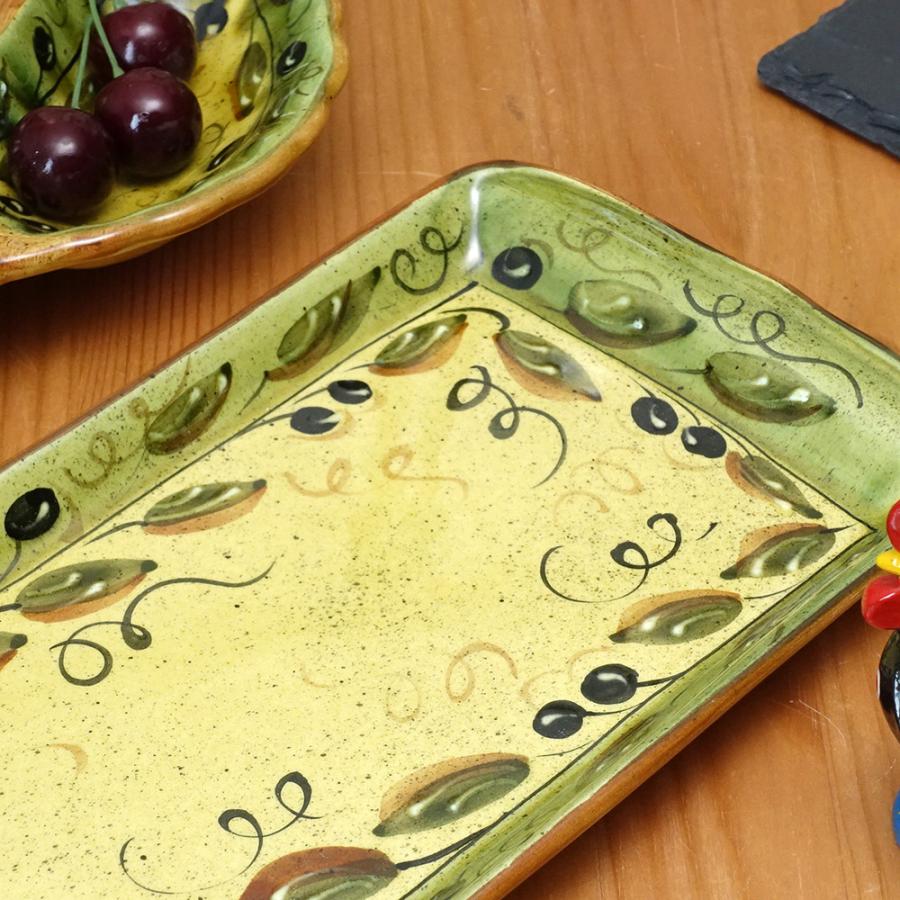 ポルトガル製 手描き ブラックオリーブ柄 グリーン カフェ 食器 長皿