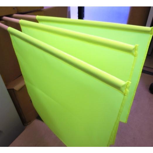 蛍光黄旗70×70 |  | 03