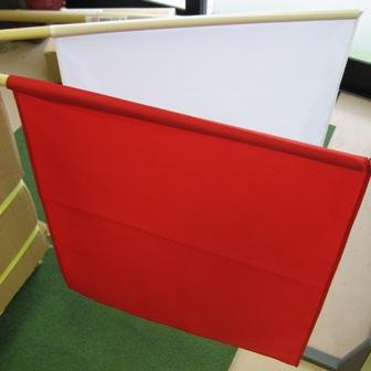 手旗　赤・白セット50組　￥900 |  | 02