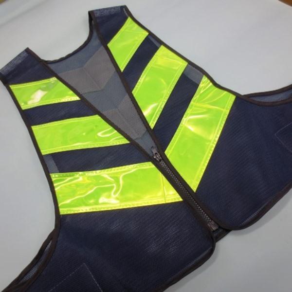 トラチョッキ　 |  | 01