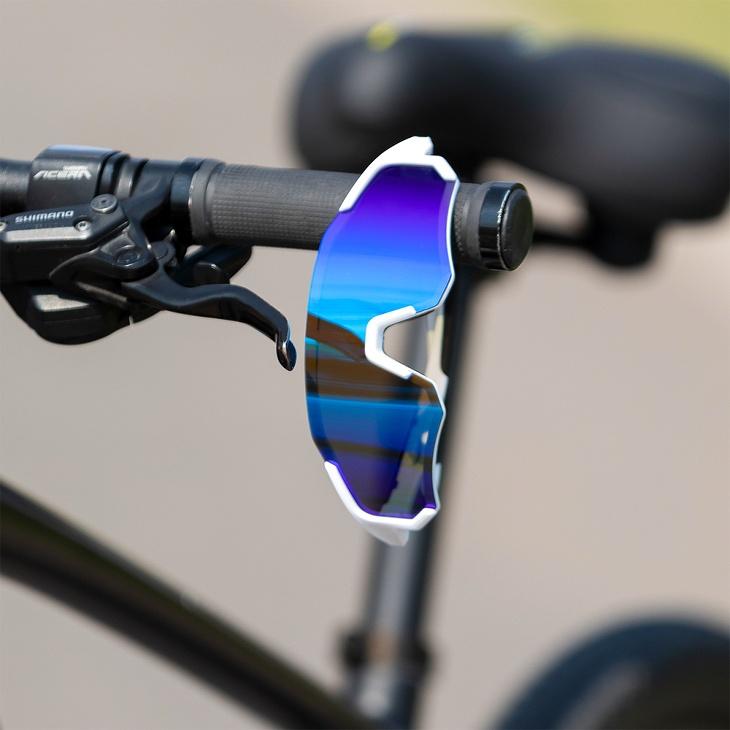 超軽量サングラス スポーツ サイクリング フルフレーム 調光レンズ