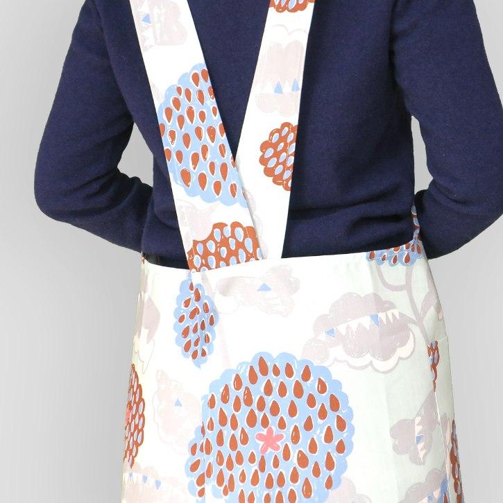 バッククロスエプロン しずく花 ブルー かぶり : isso ecco Yahoo!店