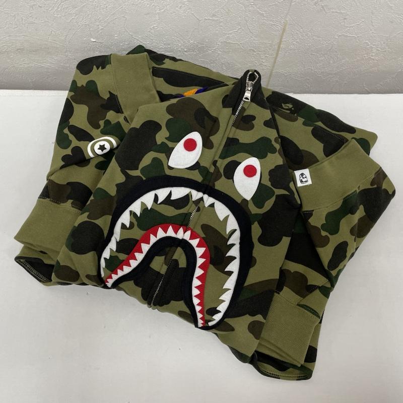 A BATHING APE アベイシングエイプ 長袖 パーカー Hooded A BATHING APE アベイシングエイプ 長袖 パーカー Hooded