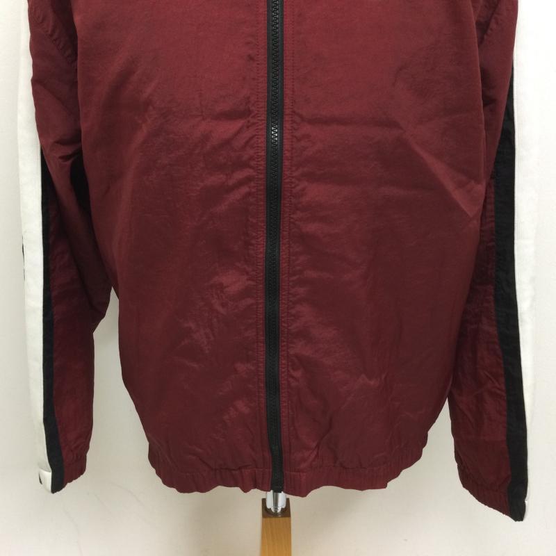 NIKE ナイキ ジャンパー、ブルゾン ジャケット、上着 Jacket